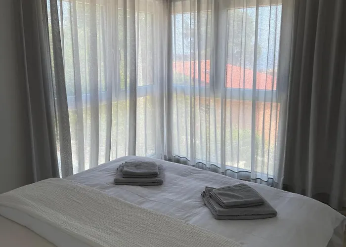 Aura Adriatica Onyx - Luxury Apartment, Private Pool, Sea View, Parking