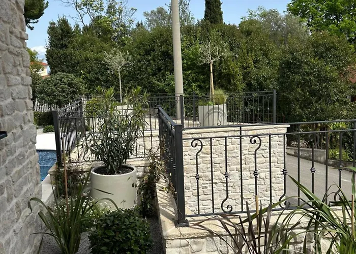 Aura Adriatica Onyx - Luxury Apartment, Private Pool, Sea View, Parking Apartament Lovran