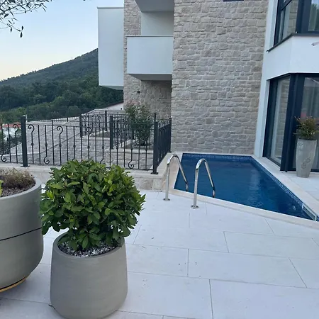 Aura Adriatica Onyx - Luxury Apartment, Private Pool, Sea View, Parking Apartment *