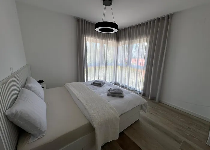 Aura Adriatica Onyx - Luxury Apartment, Private Pool, Sea View, Parking Apartmán Lovran